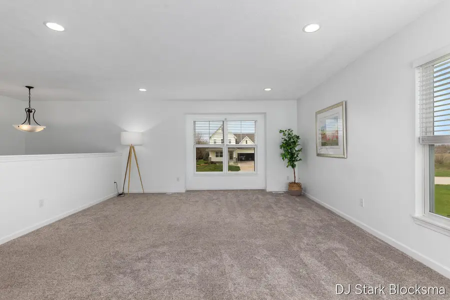 9764 Hessler, Rockford, MI 49341 - #3