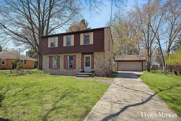 1919 Millbrook, Grand Rapids, MI 49508