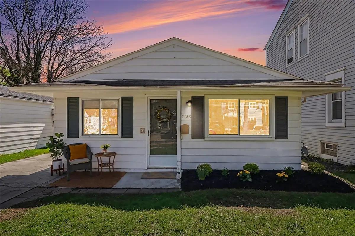 2189 Ridgemont, Grosse Pointe Woods, MI 48236 - #1