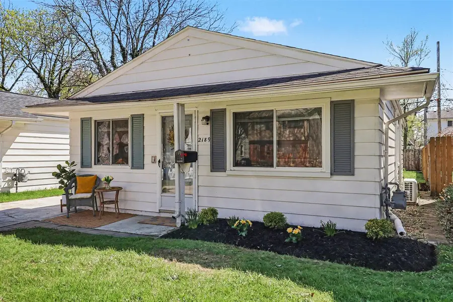 2189 Ridgemont, Grosse Pointe Woods, MI 48236 - #3