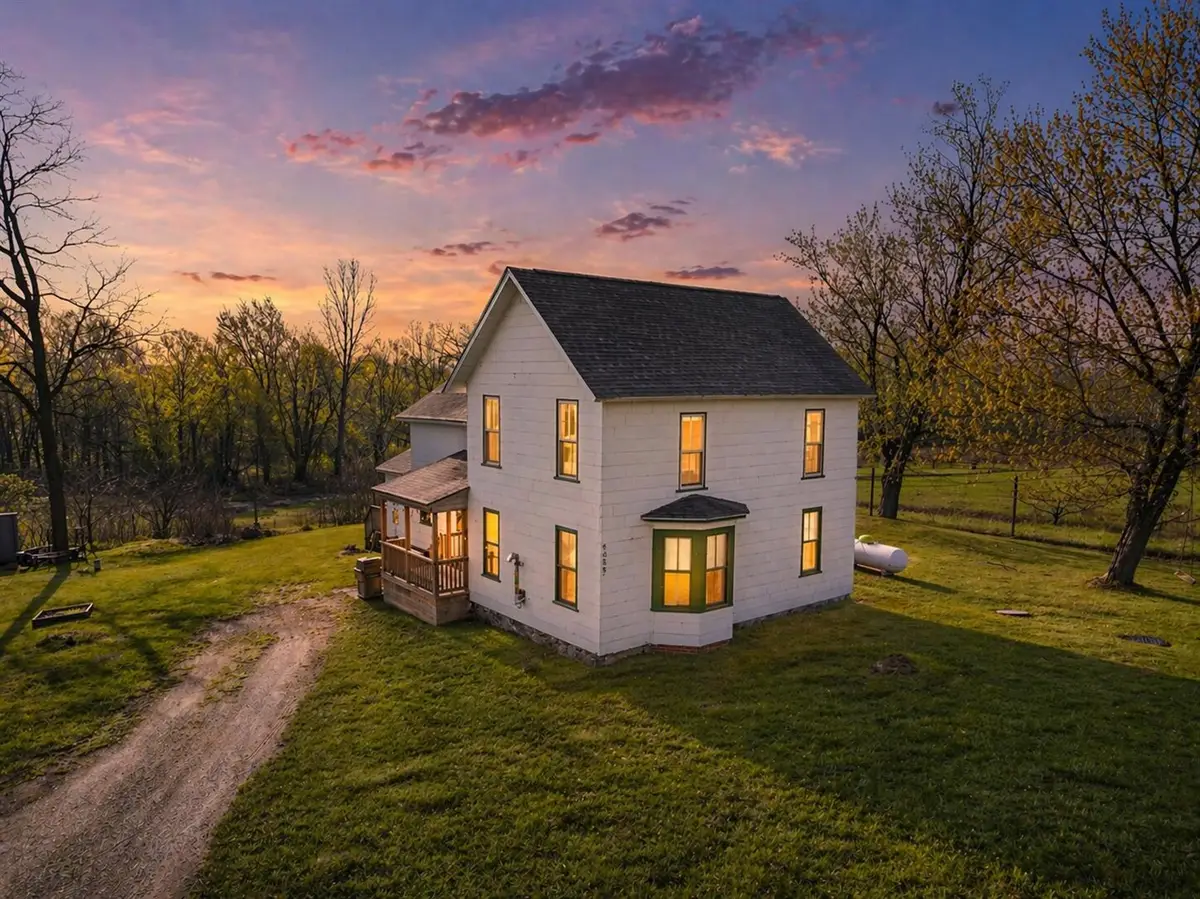 6555 N Coloma, Coloma, MI 49038 - #1