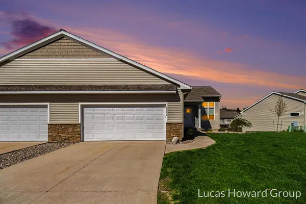 1249 S Village, Kalamazoo, MI 49009