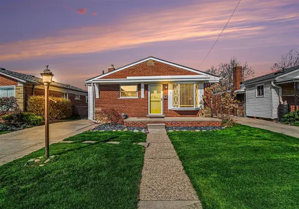 32015 Saint Margaret, Saint Clair Shores, MI 48082