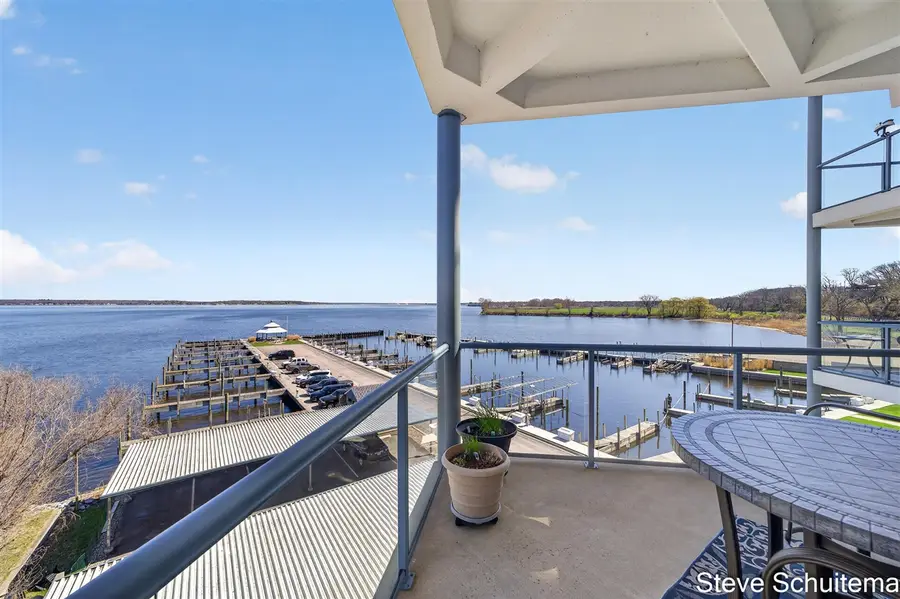 2964 Lakeshore #W 304, Muskegon, MI 49441 - #2