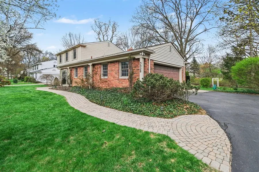 3028 Caswell, Troy, MI 48084 - #3