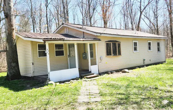 2570 S Walnut, White Cloud, MI 49349