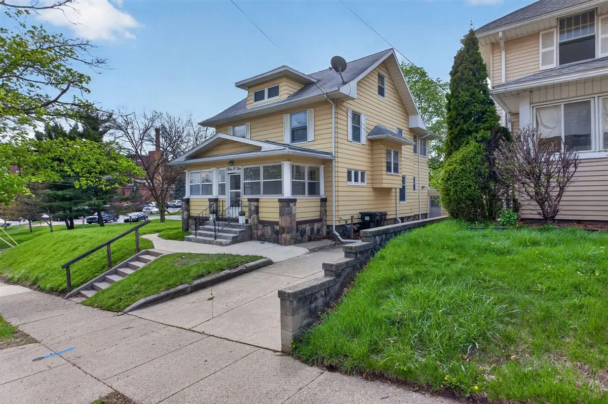 302 Ellery, Jackson, MI 49201 - #1