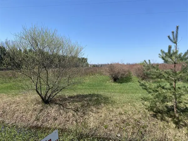 VL S Wolf Lake, Fruitport, MI 49415