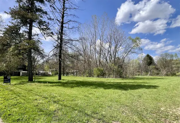 1015 Lake, Niles, MI 49120