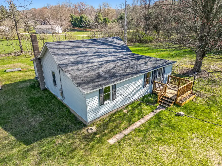 9080 Roosevelt, Holton, MI 49425 - #3
