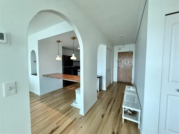 555 E William #17A, Ann Arbor, MI 48104