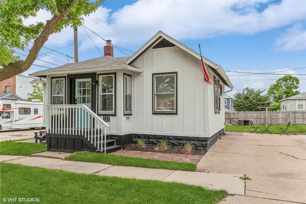 715 Elm, Saint Joseph, MI 49085