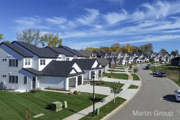 2243 Watertown #62, Grand Rapids, MI 49505