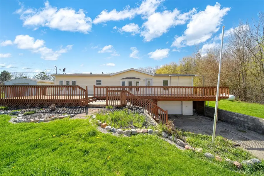10430 Coon Hill, Munith, MI 49259 - #2