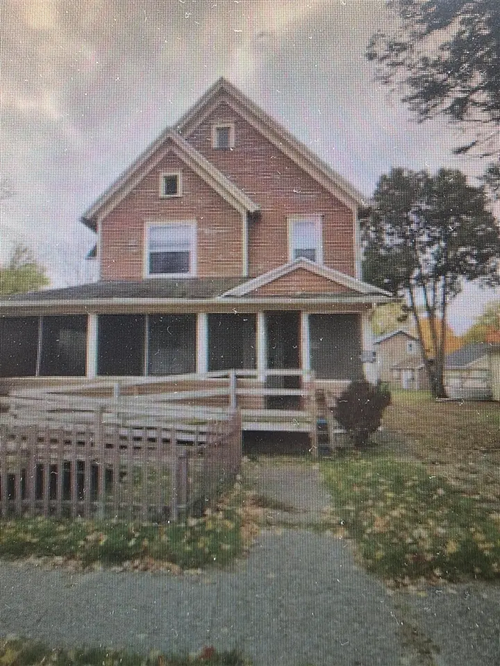 113 W Walnut, Albion, MI 49224 - #1