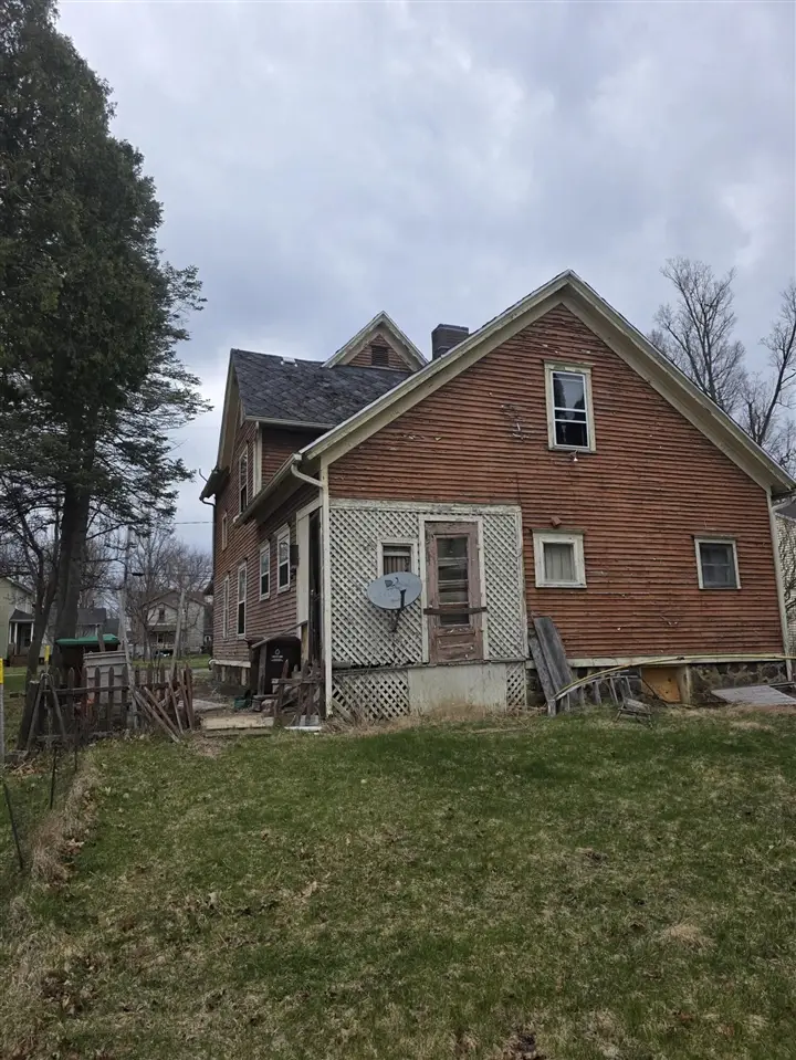 113 W Walnut, Albion, MI 49224 - #3