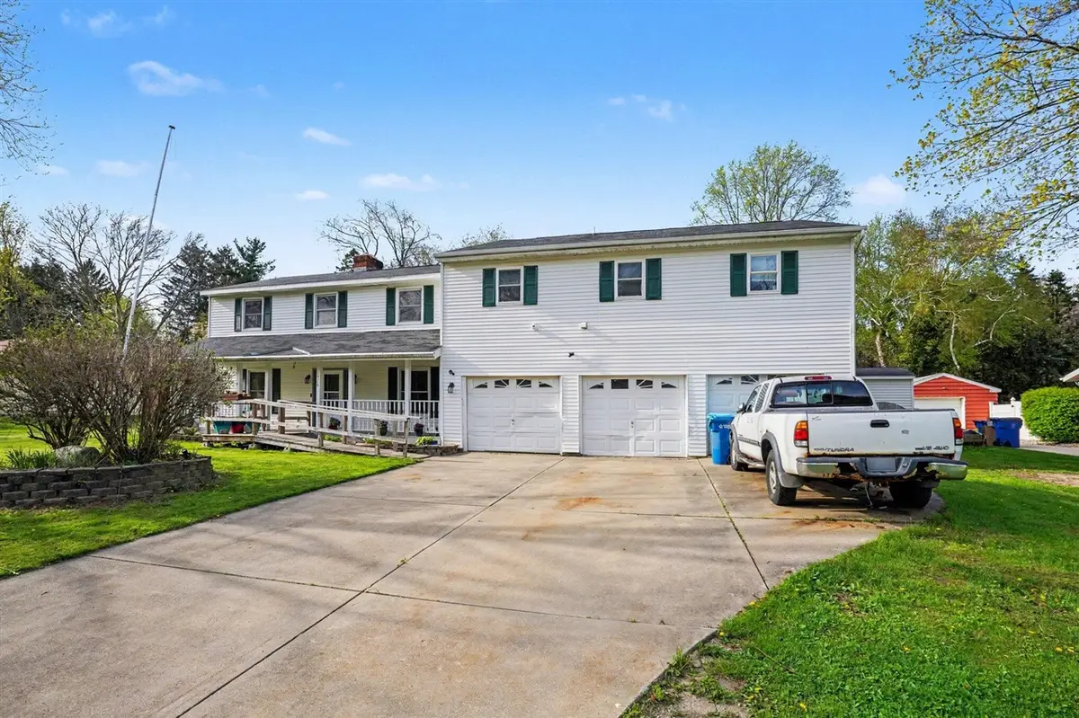 3426 Meadowcroft, Kalamazoo, MI 49004 - #1