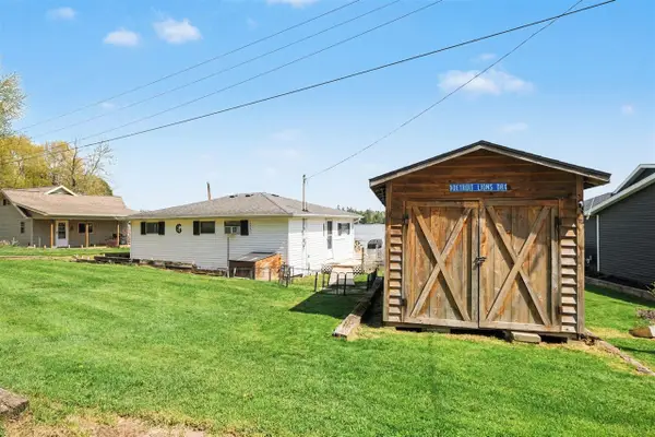 13351 Clausen, Trufant, MI 49347