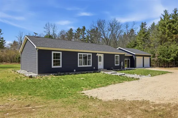 4853 Newcosta, Newaygo, MI 49337