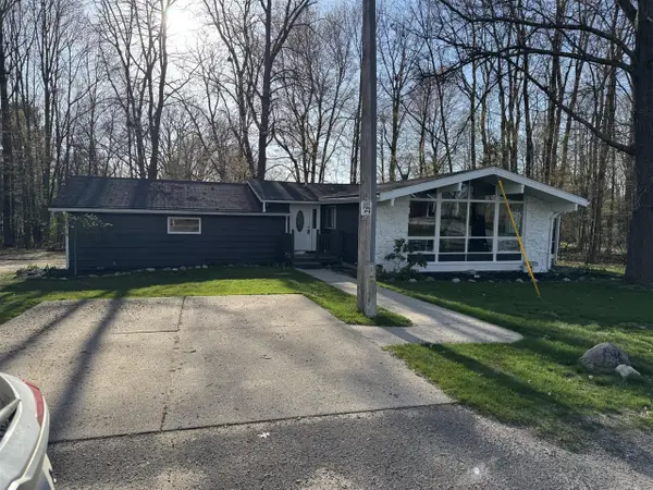 7635 Eighth, Stanwood, MI 49346