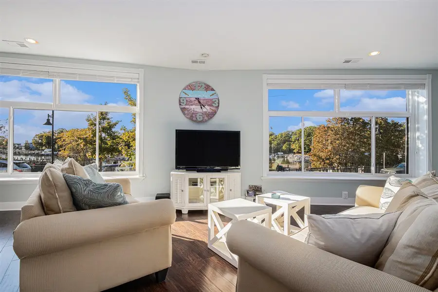 259 Kalamazoo #4, South Haven, MI 49090 - #2