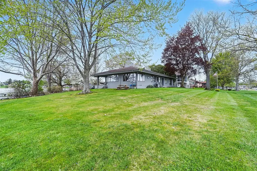 11975 E Lee Mar, Vicksburg, MI 49097 - #3