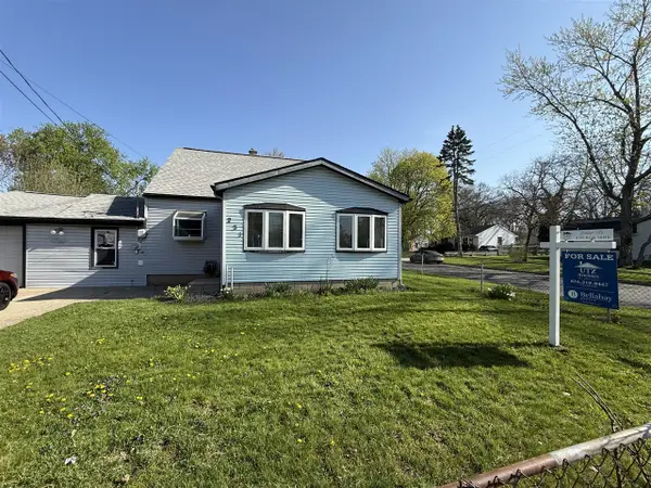 231 50th, Grand Rapids, MI 49548