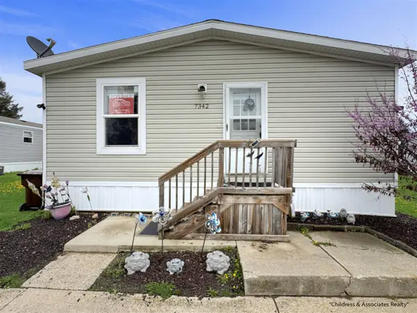 7342 Old Hickory, Belmont, MI 49306