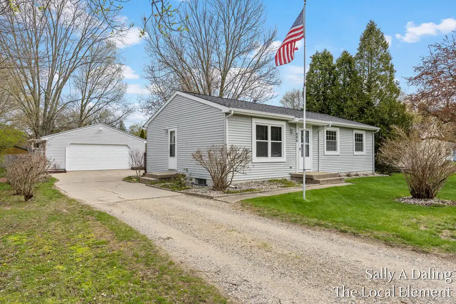 808 E Grant, Greenville, MI 48838 - #2