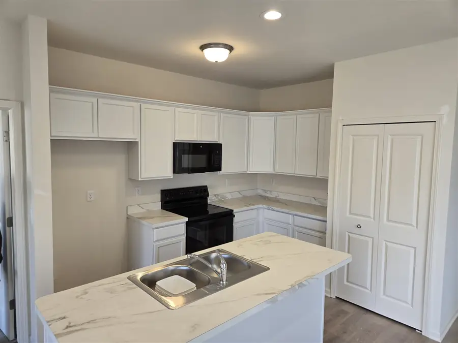 4264 Plum Village #40, Monroe, MI 48161 - #2