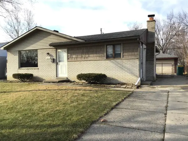 9458 Chamberlain, Romulus, MI 48174