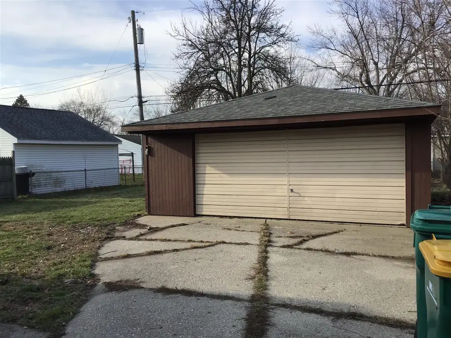9458 Chamberlain, Romulus, MI 48174 - #2