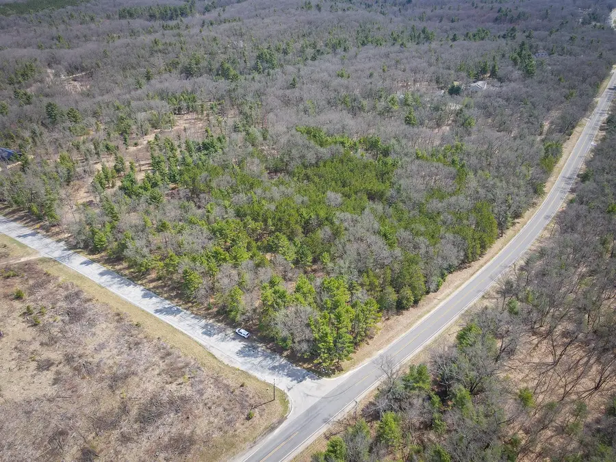 V/L Hyde Park, Whitehall, MI 49461 - #3