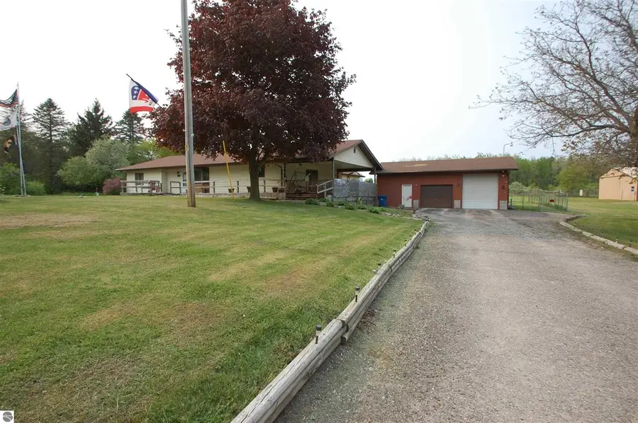 388 W Lagrant, Mason, MI 48766 - #3