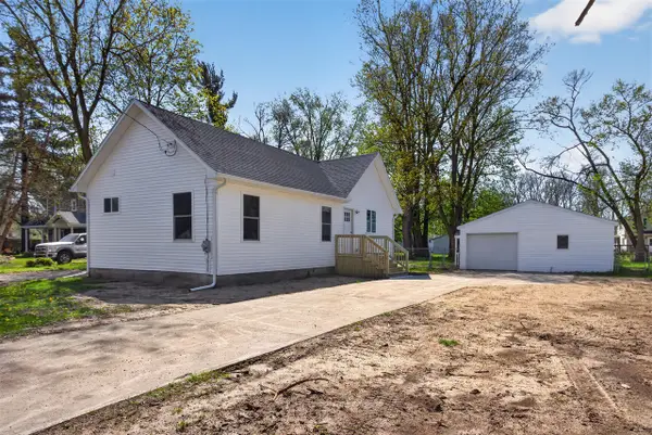 323 Grand, Michigan Center, MI 49254