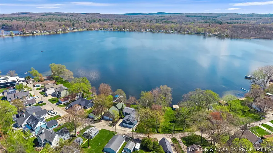3185 Elmwood Beach, Middleville, MI 49333 - #3