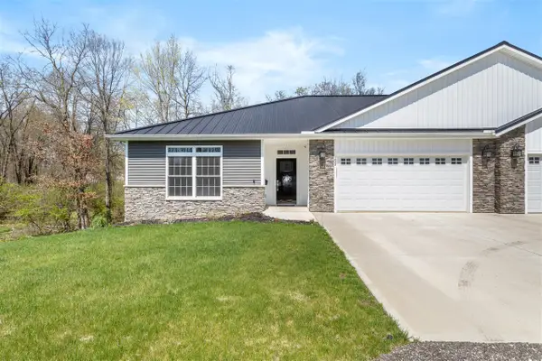 233 Auseon, Hillsdale, MI 49242