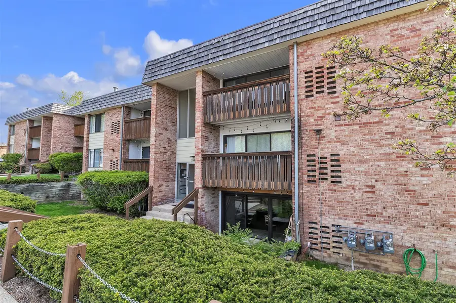 2140 Pauline #105, Ann Arbor, MI 48103 - #2