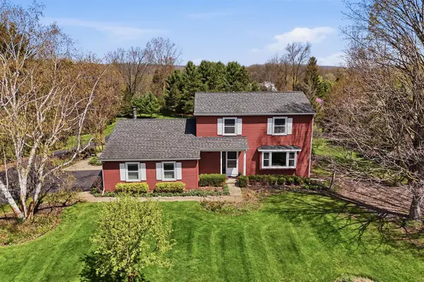 9556 Horseshoe, Dexter, MI 48130