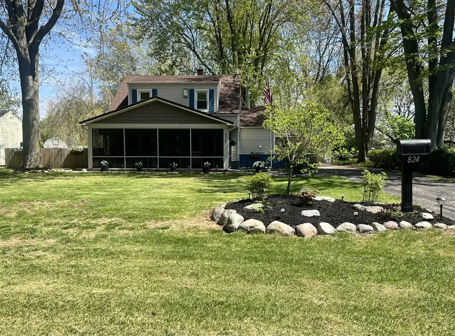 824 S Union, Tecumseh, MI 49286 - #2