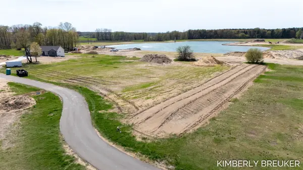 6536 Fillmore, Allendale, MI 49401