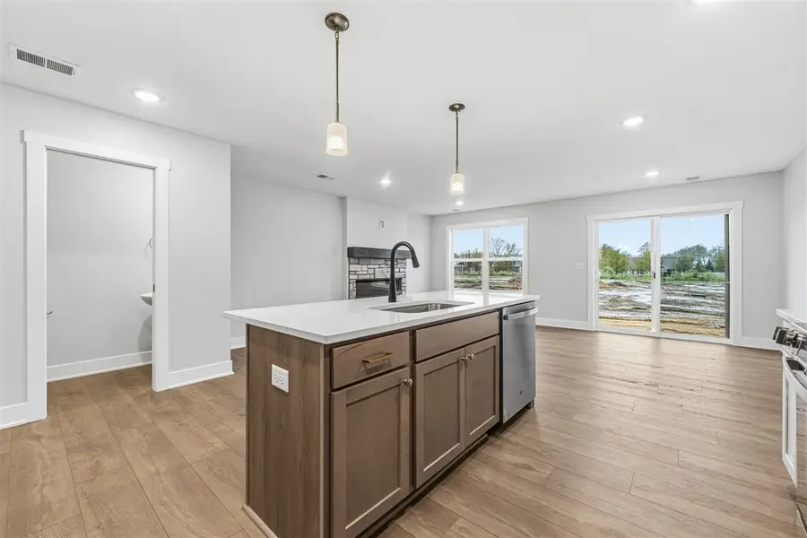 910 Indiana #12, South Haven, MI 49090 - #3