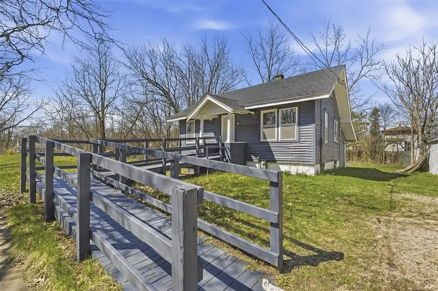 104 W Roosevelt, Battle Creek, MI 49037 - #2