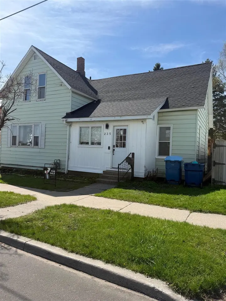 235 5th, Manistee, MI 49660 - #1