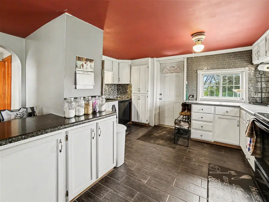 268 W Shelby, Shelby, MI 49455 - #3