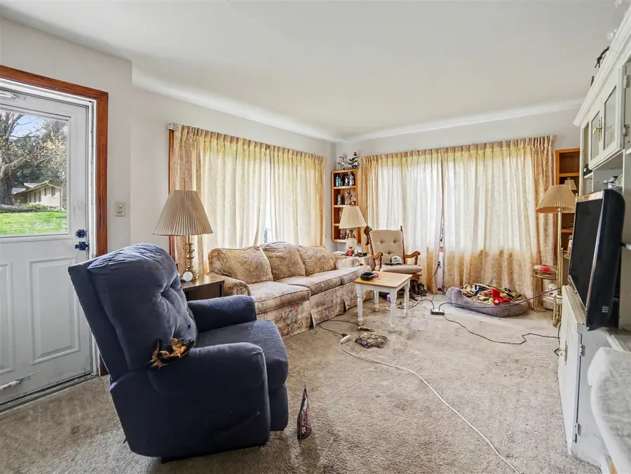 376 N Sunset, Shelby, MI 49455 - #3