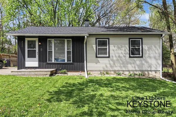 237 Hopkins, Battle Creek, MI 49017