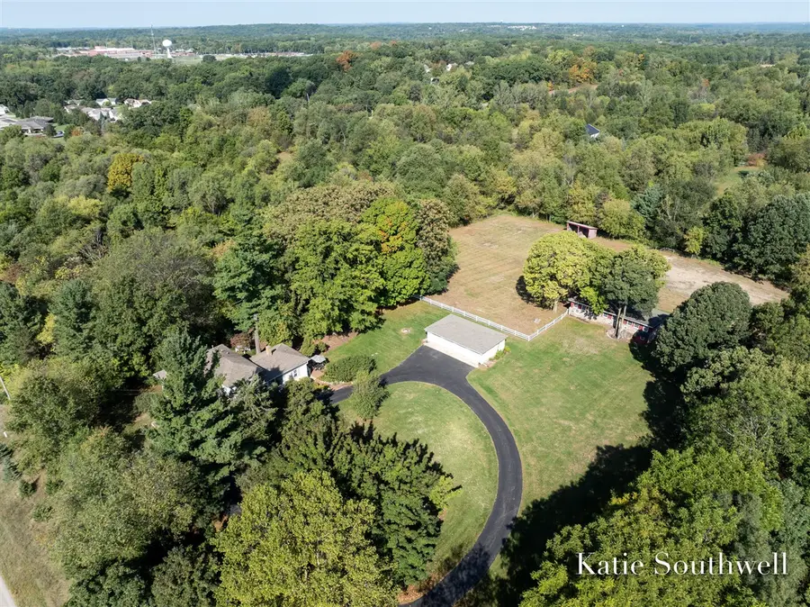 4875 Belding, Rockford, MI 49341 - #2