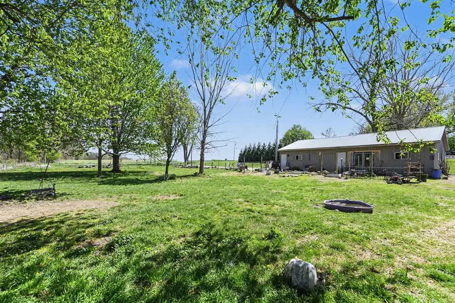 52290 Townhall, Dowagiac, MI 49047 - #2