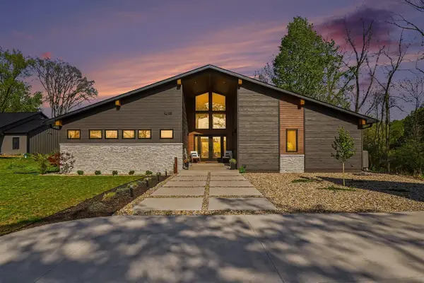10329 Singer Lake, Baroda, MI 49101